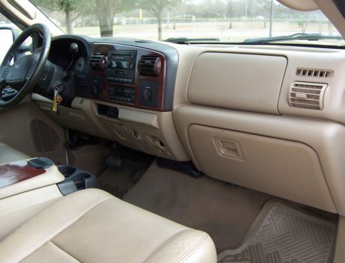 2006 FORD F350 LARIAT FX4 CREW CAB DUALLY SUPER DUTY -4X4- DIESEL - HEATED SEATS, image 20