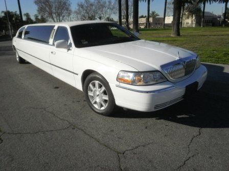2004 lincoln town car limousine 120&#034; stretch