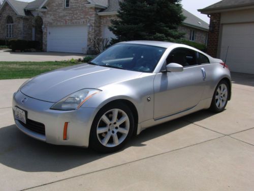 2003 nissan 350z base coupe 2-door 3.5l