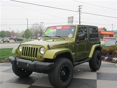 4wd 2dr sahara suv manual gasoline 3.8l ohv 12-valve smpi v6 jeep green metallic