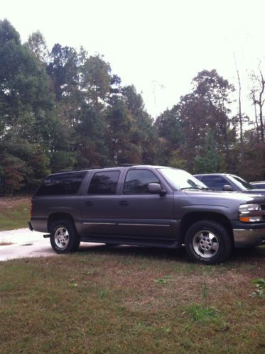 2002 chevrolet suburban one owner