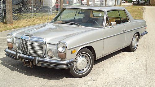 1973 mercedes 280c , rare ac car with 35k actual  miles  rare find no reserve