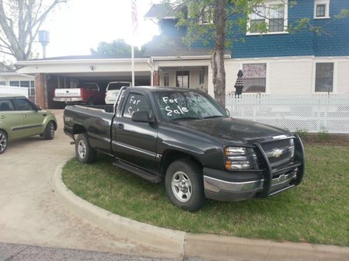 2004 chevy long bed truck