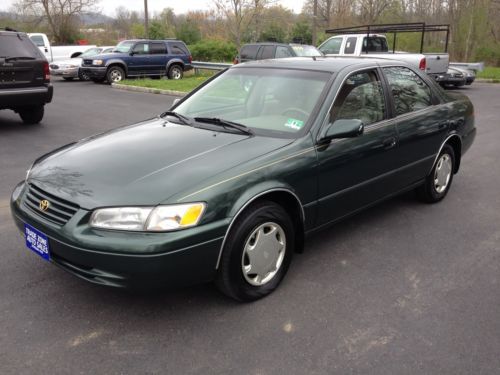 No reserve nr 1999 toyota camry ce super clean 1 owner runs fantastic cold ac