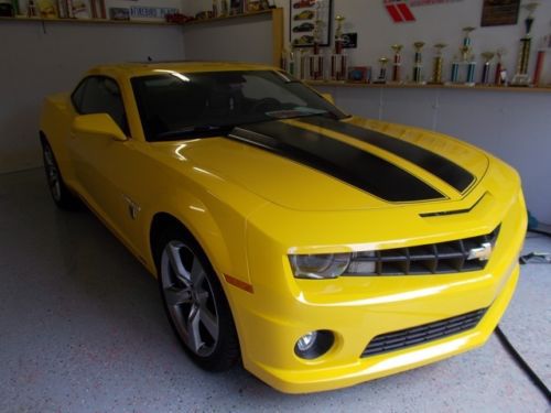2010 chevrolet camaro ss coupe 2-door 6.2l rs transformers edition autobot
