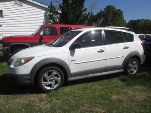 2005 pontiac vibe base wagon 4-door 1.8l