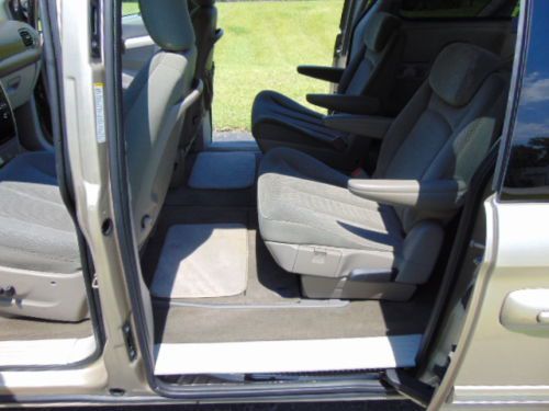 MEMORIAL WEEKEND BLAST OFF! TOURING EDITION - FULLY AUTOMATED DOORS - STOW N GO, image 32
