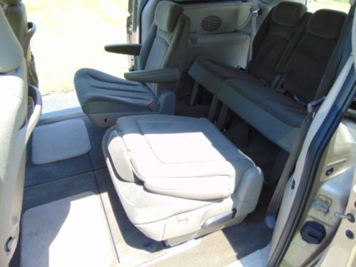 MEMORIAL WEEKEND BLAST OFF! TOURING EDITION - FULLY AUTOMATED DOORS - STOW N GO, image 37