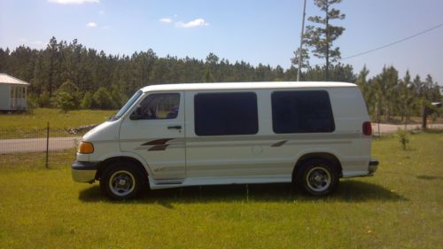 1999 dodge ram 1500 van  standard passenger van 6-door 5.9