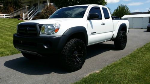 2009 toyota tacoma pre runner extended cab pickup 4-door 2.7l