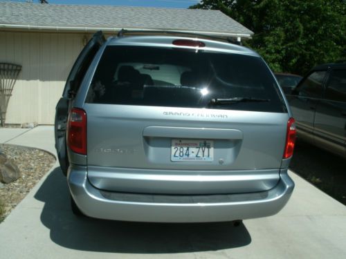 2005 Dodge Grand Caravan SE Mini Passenger Van 4-Door 3.3L, image 8