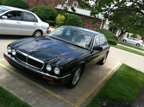 1997 jaguar xj6l leather seats ! looks and runs great nice car no reserve !