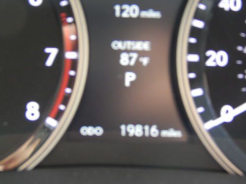 Garage kept Warranty One owner Excellent condition, image 11