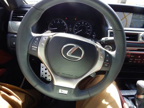 Garage kept Warranty One owner Excellent condition, image 14