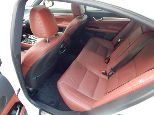 Garage kept Warranty One owner Excellent condition, image 17