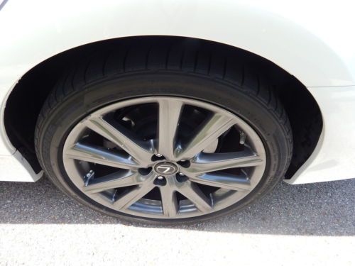 Garage kept Warranty One owner Excellent condition, image 30