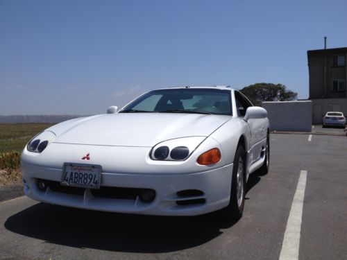 Garaged 1995 mitsubishi 3000gt low miles great looking