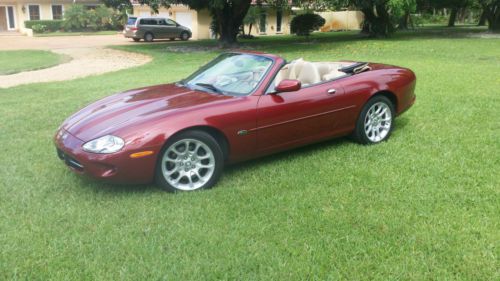 2000 jaguar xk8 convertible 2-door 4.0l