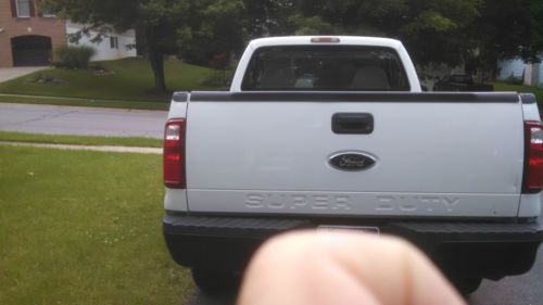 2008 Ford F-250 Super Duty XL Standard Cab Pickup 2-Door 5.4L, image 4