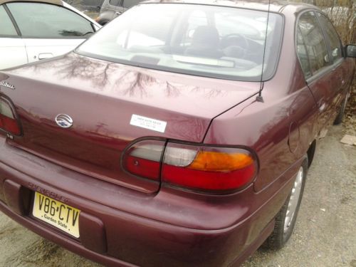 2001 chevrolet malibu base sedan 4-door 3.1l, maroon, good condition