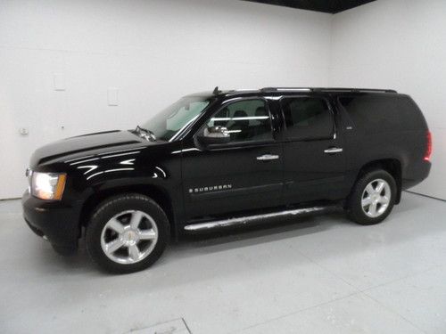 07 suburban nice flex fuel 4x4 running boards financing available!!