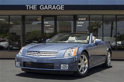 &#039;05 cadillac xlr,heads up display,navi,keyless,sat radio,8way pwr seats only 11k