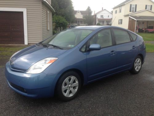 2005 toyota prius - 50+ mpg -- no reserve