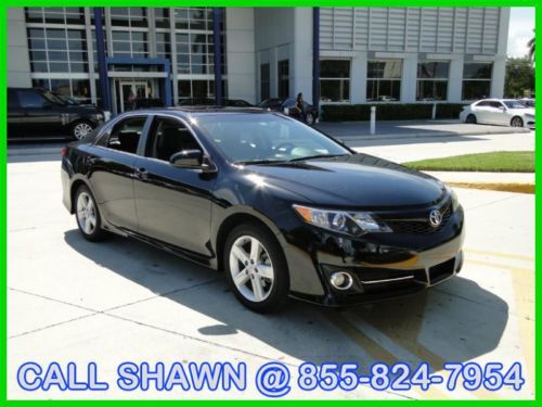 2014 toyota camry se, navi,sunroof,rearcamera,htdseats,blindspotasst,satradio