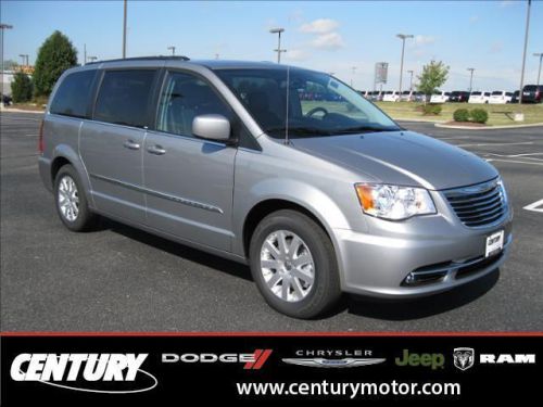 2014 chrysler town & country touring