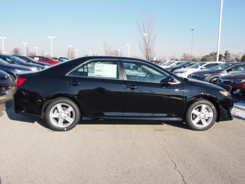 2014 toyota camry se