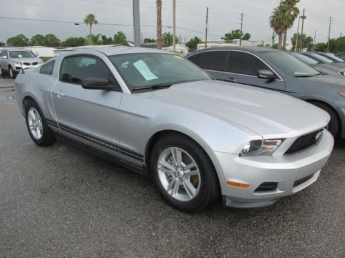 2011 ford mustang v6 premium