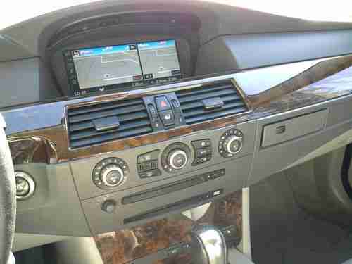2007 BMW 550i sport package, heads-up display, park distance control, navigation, image 3