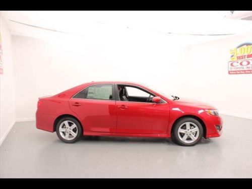 2014 toyota camry se