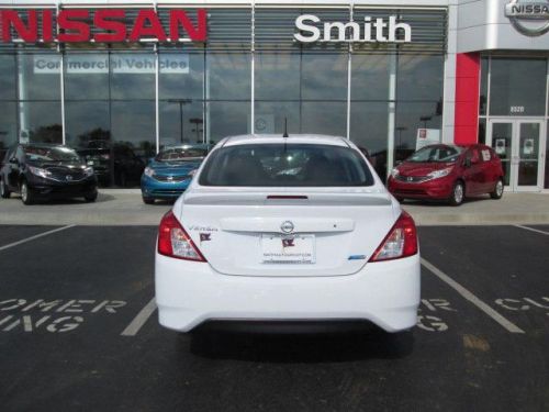 2015 nissan versa 1.6 s+