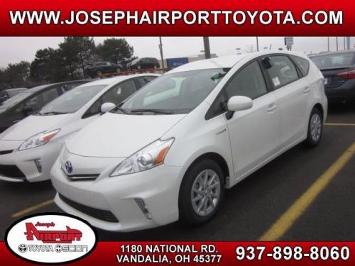 2014 Toyota Prius v Two, US $28,249.00, image 5