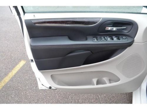 2013 Chrysler Town & Country Touring, US $22,000.00, image 7