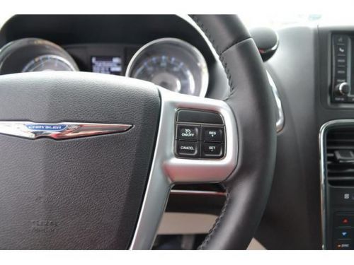 2013 Chrysler Town & Country Touring, US $22,000.00, image 23