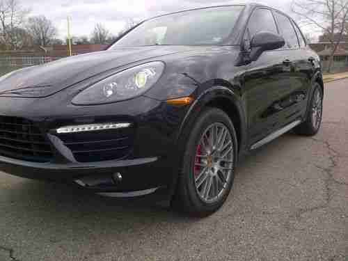 2013 Porsche Cayenne GTS - jet black metallic, US $96,300.00, image 2