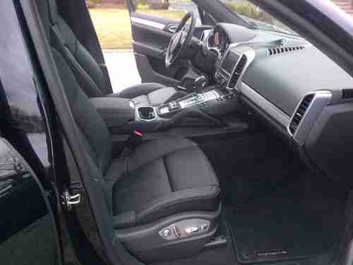 2013 Porsche Cayenne GTS - jet black metallic, US $96,300.00, image 7