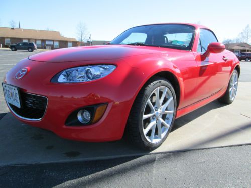 2010 mazda mx-5 miata grand touring convertible 2-door 2.0l