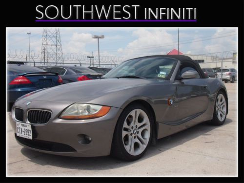 Gray , leather , black top. z4 smg