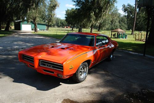 1969 gto judge carousel red