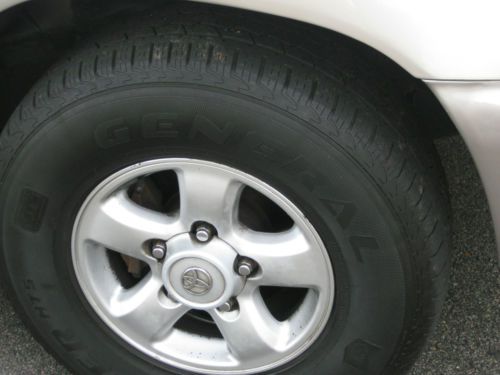 Beautiful Loaded 1999 Toyota Land Cruiser.  104,648 Miles., image 18