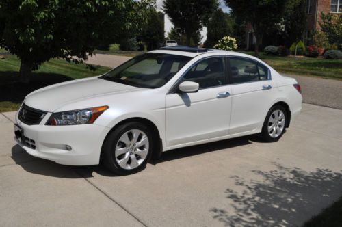 Pearl white 2009 honda accord ex-l v6 69k miles leather seats wood grain dash