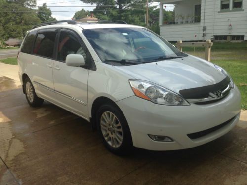 2007 toyota sienna limited mini passenger van 5-door 3.5l