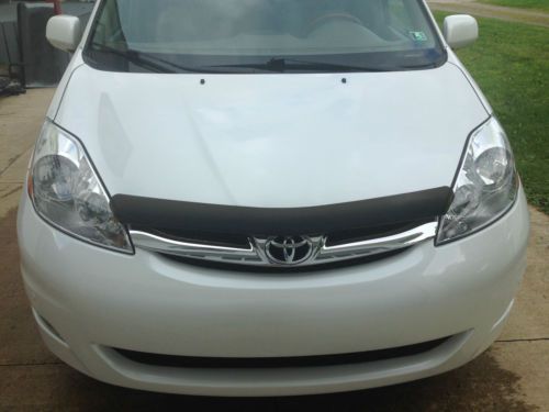 2007 Toyota Sienna Limited Mini Passenger Van 5-Door 3.5L, US $15,400.00, image 2