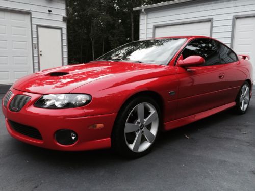 2005 pontiac gto base coupe red 6.0 ls2 6speed stunning!