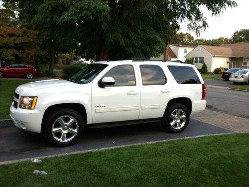 2010 chevrolet tahoe lt moonroof 4wd sport utility chevy suv 3rd row