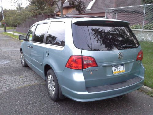 2009 volkswagen routan s mini passenger van 4-door 3.8l