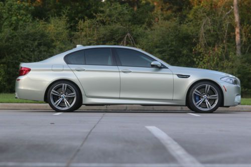 2013 bmw m5 individual sedan 4-door 4.4l